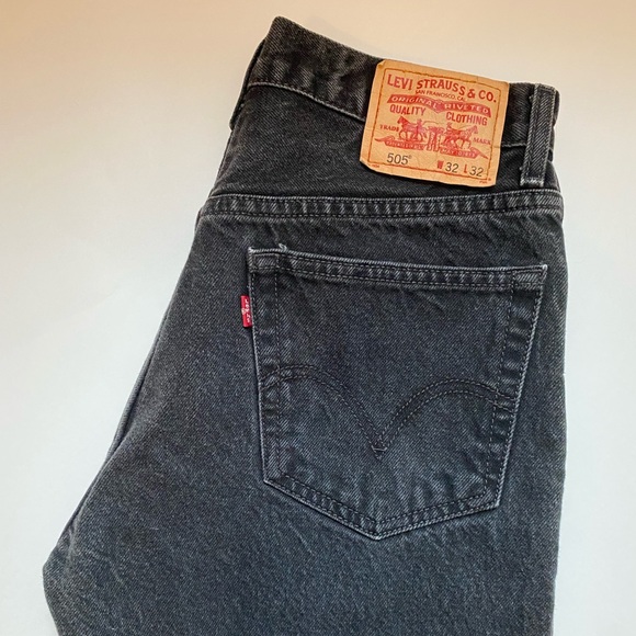 SOLD 505 Levi Jeans - Picture 4 of 4